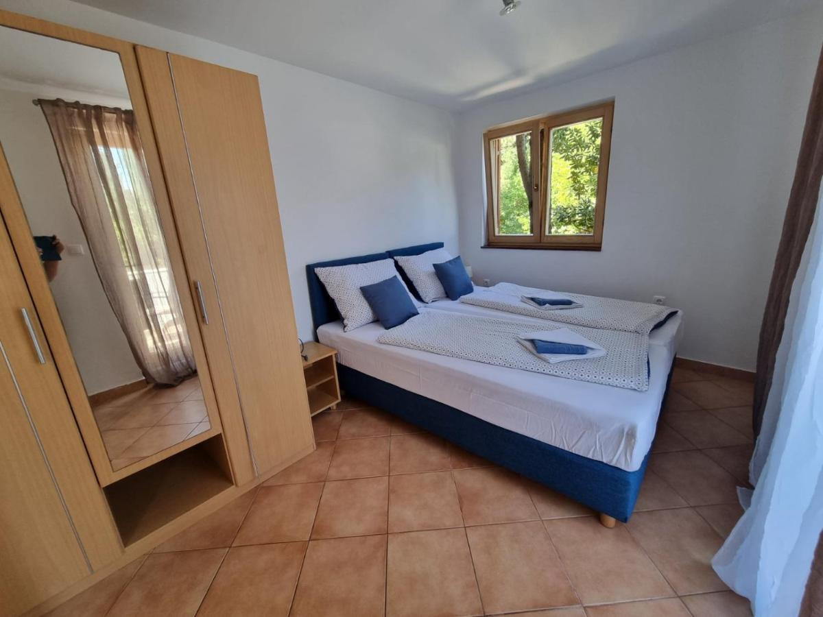 Apartments Casia Baska  Exterior photo